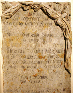 Grabplatte von Regine Luther 